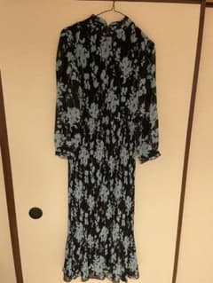 花柄 ロングワンピースのサムネイル