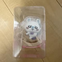 ちいかわ 木馬に乗ったモモンガフィギュアのサムネイル