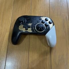 Nintendo Switch ゼルダプロコン※左スティックが勝手に動きますのサムネイル