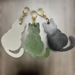 本革 猫ちゃん キーホルダー 3個セット - メルカリ