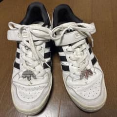adidas Forum 旧モデルのサムネイル
