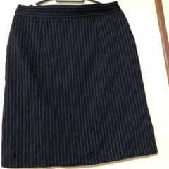 37:膝丈スカートのサムネイル
