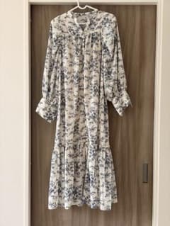 最終値下げ！　OPAQUE.CLP 花柄ワンピース　花柄カーディガンのサムネイル