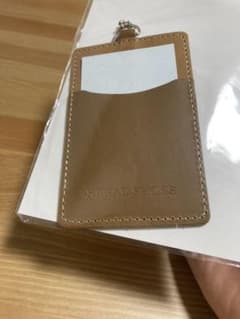 パスケースのサムネイル