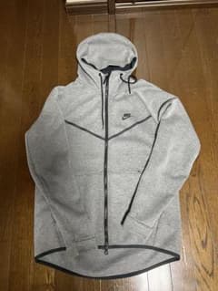 NIKE テックフリース　Lサイズのサムネイル