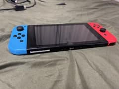 Nintendo Switch 本体 青/赤のサムネイル