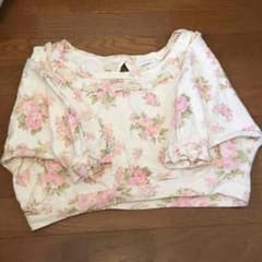 花柄ドルマントップスのサムネイル