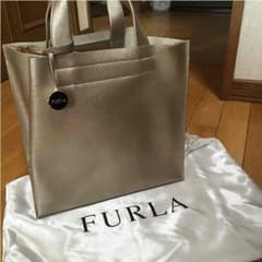 フルラのバッグ シャンパンゴールドのサムネイル