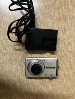 OLYMPUS FE-330 デジカメ　オリンパスのサムネイル