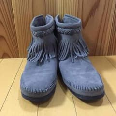 美品  ミネトンカフリンジブーツのサムネイル