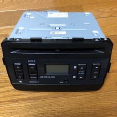 スズキ 純正オーディオ　アルトのサムネイル