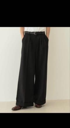 Camphor wood 2 tuck wide baggy slacksのサムネイル