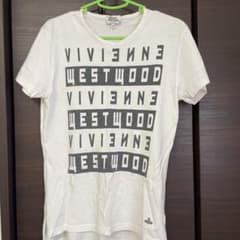 ヴィヴィアンウエストウッド　メンズ　Tシャツ　中古のサムネイル