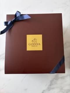 早いもの勝ち☆ゴディバ限定品ラグジュアリーボックス 75粒