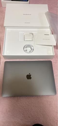 Apple mac book air m1 model:A2337のサムネイル
