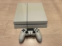 PS4 ホワイト　おまけ付き！のサムネイル