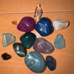 魔法石のサムネイル