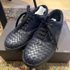 ボッテガヴェネタ　ネイビー 編み込みデザイン スニーカー ボッテガヴェネタ ネイビー 編み込みデザイン スニーカー - メルカリ