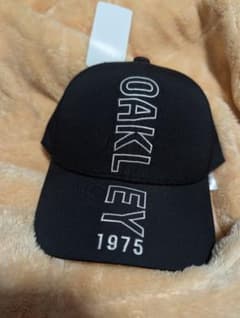 新品タグ付　オークリー　OAKLEY　男女　帽子　キャップ　ベースボール　野球帽