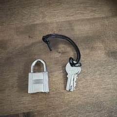 HERMES カデナ 南京錠 104 - メルカリ