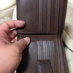 GUCCI財布のサムネイル