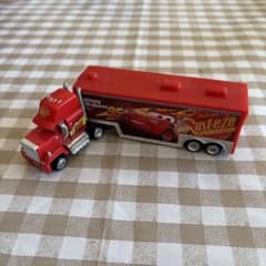 ミニカーセット ライトニング・マックイーン トレーラー付き ミニカーセット ライトニング・マックィーン トレーラー付き - メルカリ