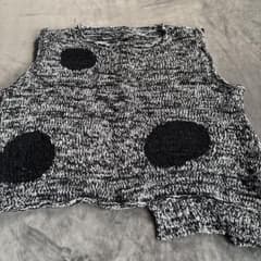 センソユニコ　慈雨　ドットデザイン ノースリーブニットベスト センソユニコ 慈雨 ドットデザイン ノースリーブニットベスト - メルカリ