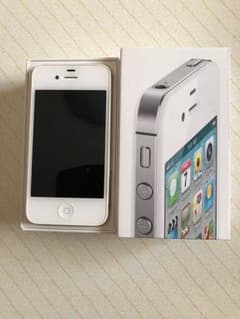 土日お値下げしま〜す♪iPhone 4s White 16 GB auのサムネイル