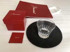 Baccarat 2022年 イヤータンブラー ロックグラス　未使用品のサムネイル