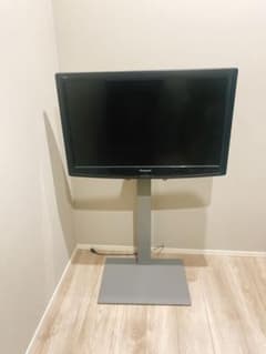 【驚安】Panasonic VIERA 32型　新品テレビスタンド付き【即納】のサムネイル