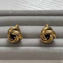 MONET earrings, gold color, estate liquidation item 0623-4