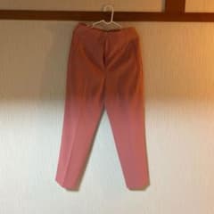 ザラ　テーパードパンツ　ZARAのサムネイル
