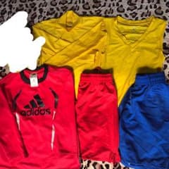 サッカー服のサムネイル