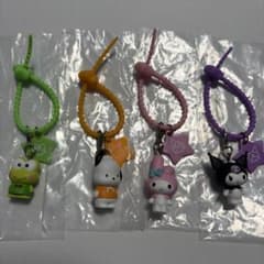 サンリオキャラクターズ カラフルマルチチャーム4点セットのサムネイル