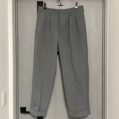 グレー スラックス 折り返しデザインのサムネイル