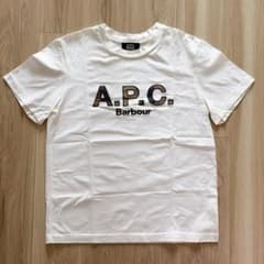 Barbour × A.P.C.】美品 ロゴTシャツ - メルカリ