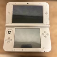 Nintendo 3DS LL ホワイト 本体のサムネイル
