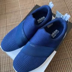 adidas スリッポン スニーカーのサムネイル