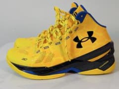 Under Armour Curry 2 スニーカー イエローサイズ27.0cmのサムネイル
