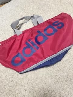 adidas スポーツバッグ 売り切りSALEのサムネイル