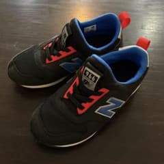 ニューバランス996 キッズ19cm 黒×青×赤 美品 軽量スニーカーのサムネイル