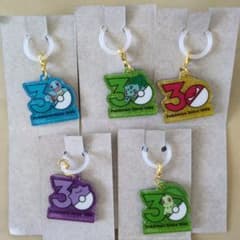 ポケモン30周年 アクリルキーホルダー 5種セット - メルカリ
