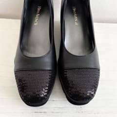 【超美品】ヒルズアヴェニュー⭐︎ウエーブソールパンプス22.5cm黒スパンコールのサムネイル