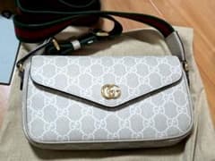 ぽ*ん様 GUCCI ショルダーバッグ ミニバッグ GGスプリーム ぽ*ん様 GUCCI ショルダーバッグ ミニバッグ GGスプリーム - メルカリ