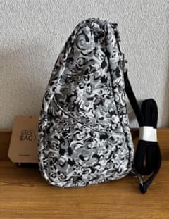 ヘルシーバックバッグ　バックレット　モノクロ　訳ありのサムネイル