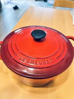LE CREUSET ココットロンド 赤 両手鍋 鋳鉄製 - メルカリ