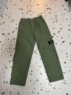 STONE ISLAND カーゴパンツ オリーブグリーン - メルカリ