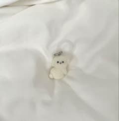 白い犬のめじるしチャームのサムネイル
