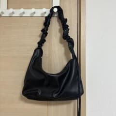バッグ ブラック ハンドバッグのサムネイル