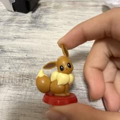 イーブイ フィギュア 約6cmのサムネイル